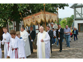 Johanniprozession mit Ehrenamtsfest (© Karl-Franz Thiede)